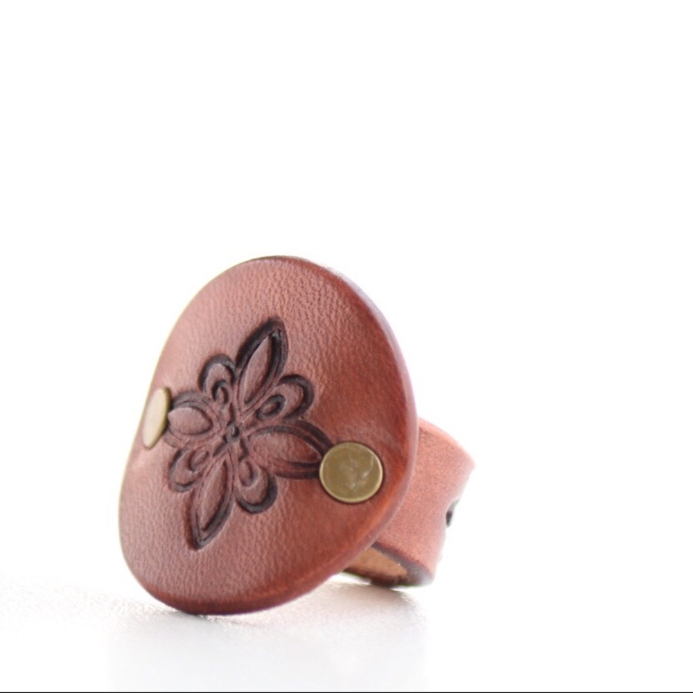 Genuine Leather Ring Sienna Brown Antiqued Brass 5